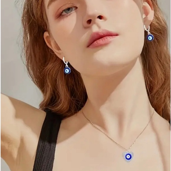 Evil Eye Bundle Jewelery set - Picture 10 of 11